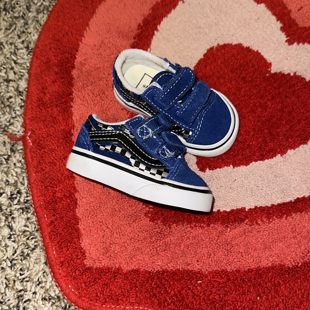 Baby Vans - Picture 2 of 2
